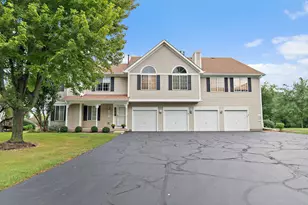 393 Lowell Dr, South Elgin, IL 60177 - Photo 22