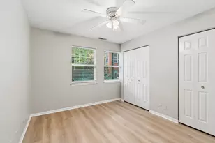 301A W Goethe St, Chicago, IL 60610 - Photo 12