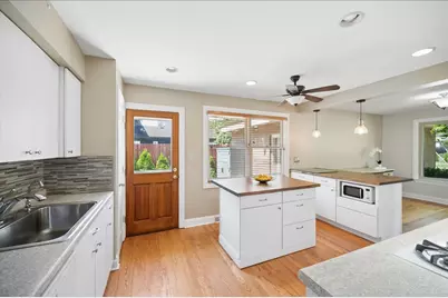 1746 Richfield Avenue, Highland Park, IL 60035 - Photo 6