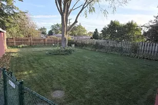 6635 W 87th St, Oak Lawn, IL 60453 - Photo 2