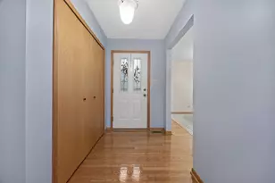 2012 Clover Ln, Woodridge, IL 60517 - Photo 2