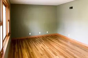 936 Somonauk St, Sycamore, IL 60178 - Photo 2