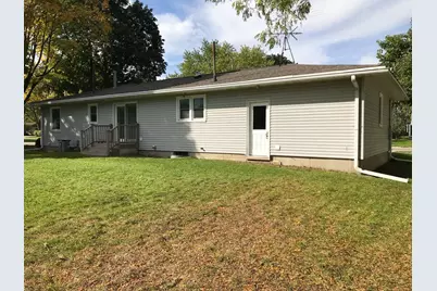 936 Somonauk Street, Sycamore, IL 60178 - Photo 10