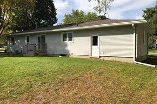 936 Somonauk St, Sycamore, IL 60178 - Photo 10