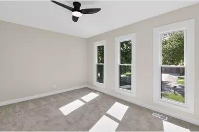 2604 Newport Drive, Naperville, IL 60565 - Photo 26