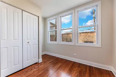 18 S Austin Boulevard #1, Oak Park, IL 60304 - Photo 8