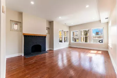18 S Austin Boulevard #1, Oak Park, IL 60304 - Photo 2