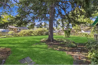 760 Crest Avenue, Elk Grove Village, IL 60007 - Photo 28