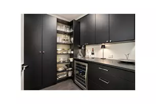 540 W Webster Ave, Chicago, IL 60614 - Photo 24