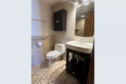 6828 Westview Drive, Oak Forest, IL 60452 - Photo 10