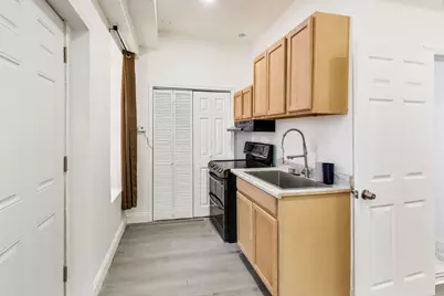 7621 S Eggleston Avenue, Chicago, IL 60620 - Photo 10