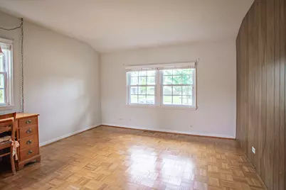 1379 Cumberland Circle W, Elk Grove Village, IL 60007 - Photo 8