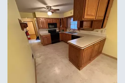 8325 S Karlov Avenue, Chicago, IL 60652 - Photo 4