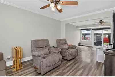 224 Presidential Boulevard, Oswego, IL 60543 - Photo 4