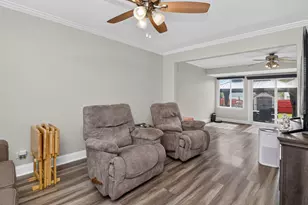 224 Presidential Blvd, Oswego, IL 60543 - Photo 4