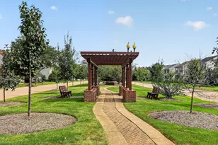 224 Presidential Blvd, Oswego, IL 60543 - Photo 24