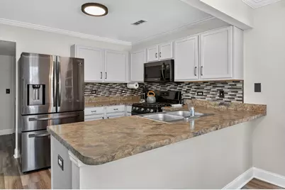 224 Presidential Boulevard, Oswego, IL 60543 - Photo 8