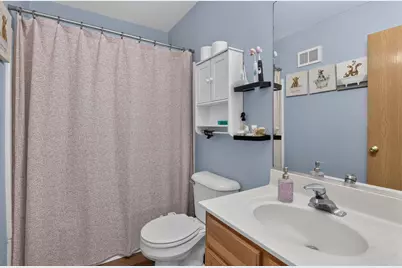 224 Presidential Boulevard, Oswego, IL 60543 - Photo 14