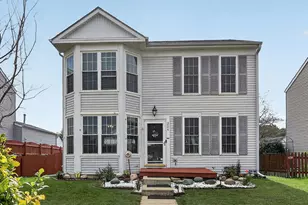 224 Presidential Blvd, Oswego, IL 60543 - Photo 2