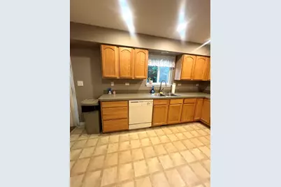 1749 Newport Lane, Montgomery, IL 60538 - Photo 16