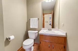 19418 Cranfield Ln, Tinley Park, IL 60487 - Photo 10