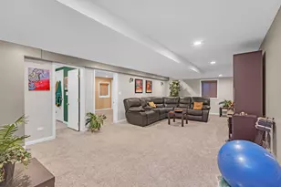 2026 N Windham Ct, Arlington Heights, IL 60004 - Photo 26