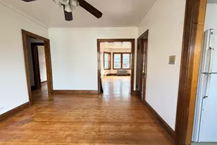 4208 W Cullom Ave, Chicago, IL 60641 - Photo 8