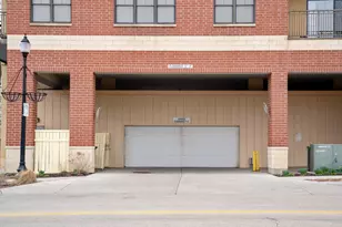 4953 Oakton St, Skokie, IL 60077 - Photo 30