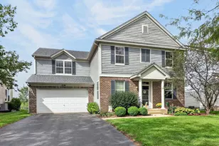 239 Bluegrass Pkwy, Oswego, IL 60543 - Photo 2