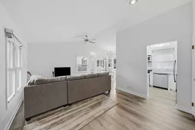 1114 Buttonwood Drive, Westmont, IL 60559 - Photo 2