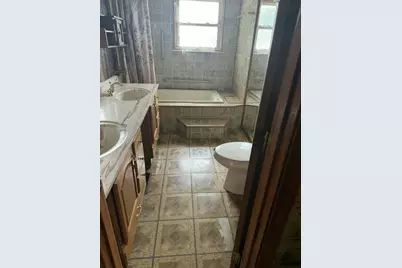 2631 Kennedy Drive, North Chicago, IL 60064 - Photo 14