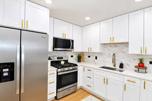 2658 Crawford Ave, Evanston, IL 60201 - Photo 14