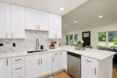 2658 Crawford Avenue, Evanston, IL 60201 - Photo 16