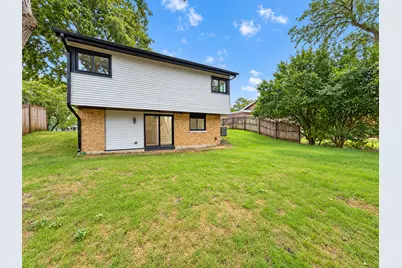 2658 Crawford Avenue, Evanston, IL 60201 - Photo 4