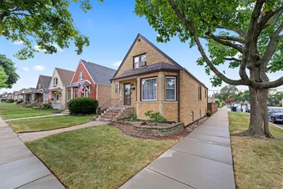 5300 S Narragansett Avenue, Chicago, IL 60638 - Photo 2