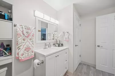 8812 Briar Court #2D, Des Plaines, IL 60016 - Photo 14