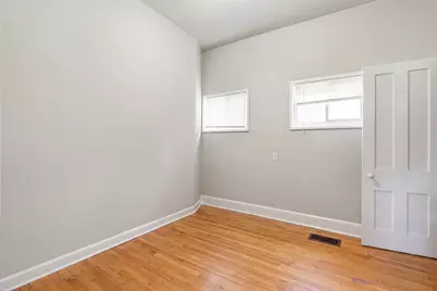 862 N Marshfield Avenue, Chicago, IL 60622 - Photo 12