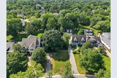 115 Ann Street, Clarendon Hills, IL 60514 - Photo 1