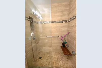 [Address not provided], Lisle, IL 60532 - Photo 4