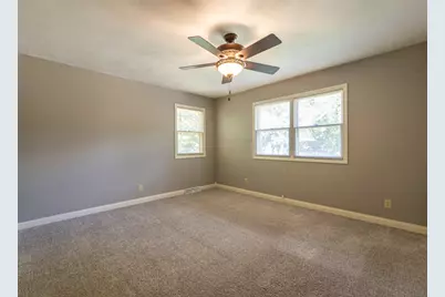 732 Santa Fe Drive, Freeport, IL 61032 - Photo 46