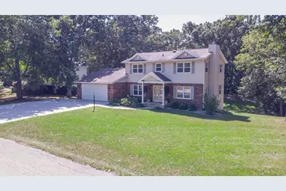 732 Santa Fe Drive, Freeport, IL 61032 - Photo 2