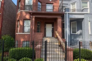 6820 S Prairie Ave, Chicago, IL 60637 - Photo 1