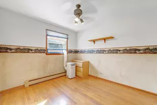 126 Bunker Hill Ave, South Elgin, IL 60177 - Photo 12