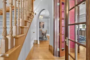 634 W Briar Pl, Chicago, IL 60657 - Photo 2