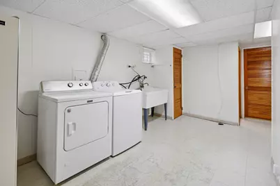 6905 W Leland Avenue, Harwood Heights, IL 60706 - Photo 16