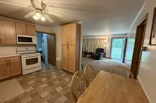 518 NW 5th Ave, Galva, IL 61434 - Photo 6