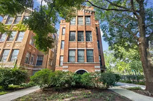 616 Michigan Ave, Evanston, IL 60202 - Photo 1