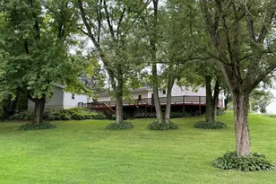 2472 W Red Oak Rd, Freeport, IL 61032 - Photo 44
