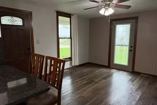 2472 W Red Oak Rd, Freeport, IL 61032 - Photo 20