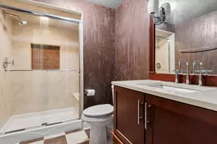 2211 Joyce Ln, Naperville, IL 60564 - Photo 28